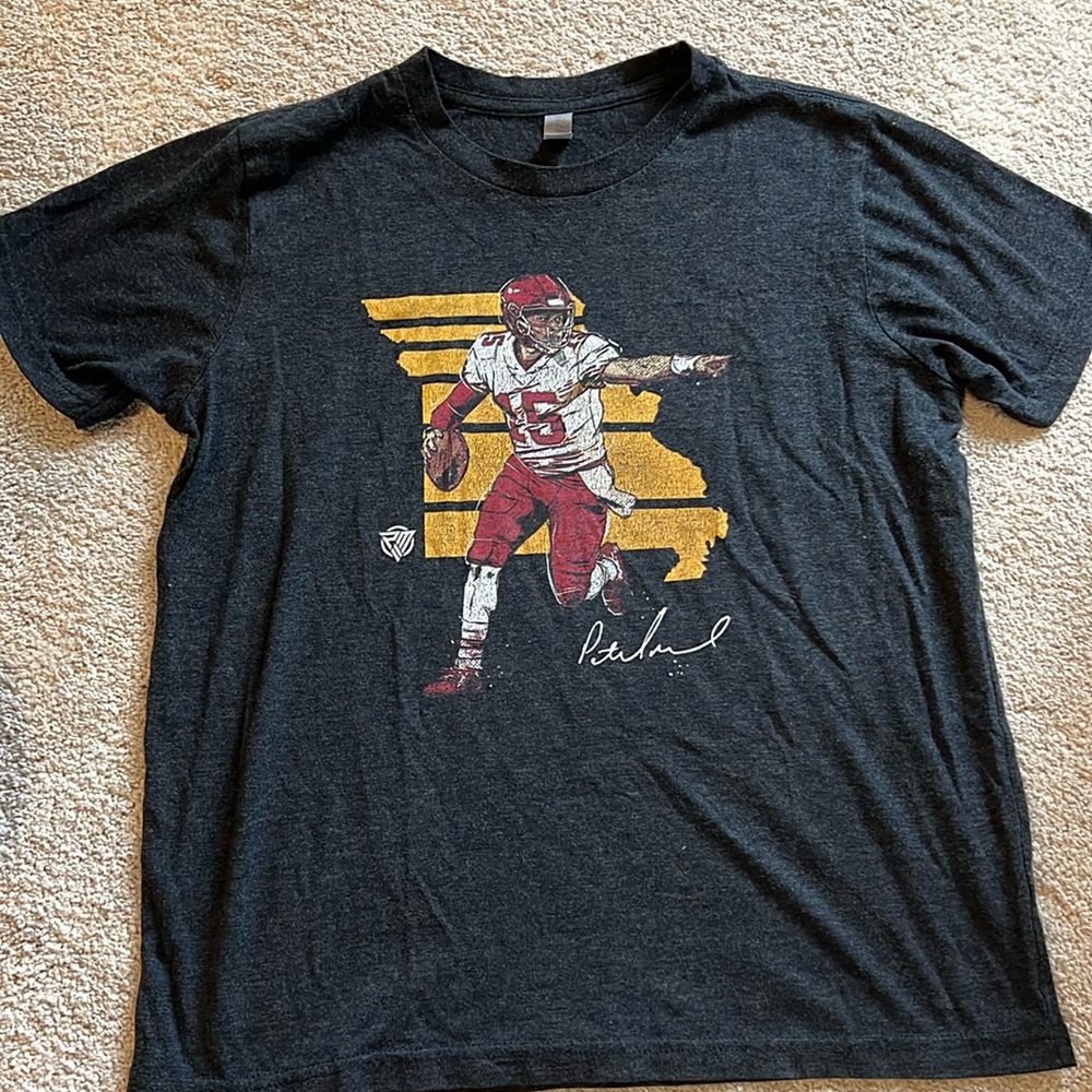 Next level apparel, boys medium, chiefs, Patrick Mahomes t-shirt